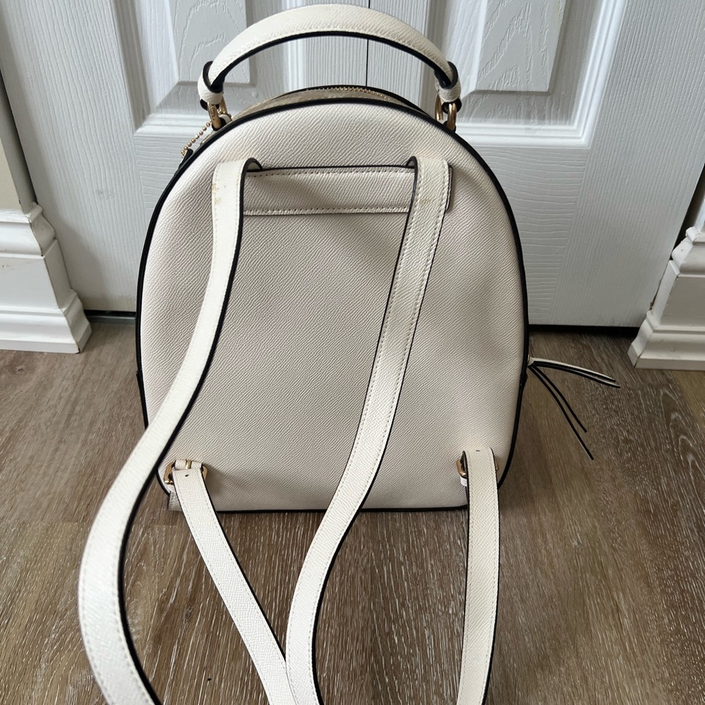 White Coach backpack - Picture 3 of 4